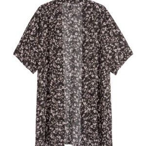 H&M black and pink floral kimono size large